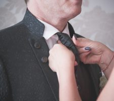 What Is The Best Tie Knot For Wedding?