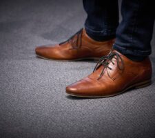 How To Keep Men’s Shoes From Slipping Off Heel?